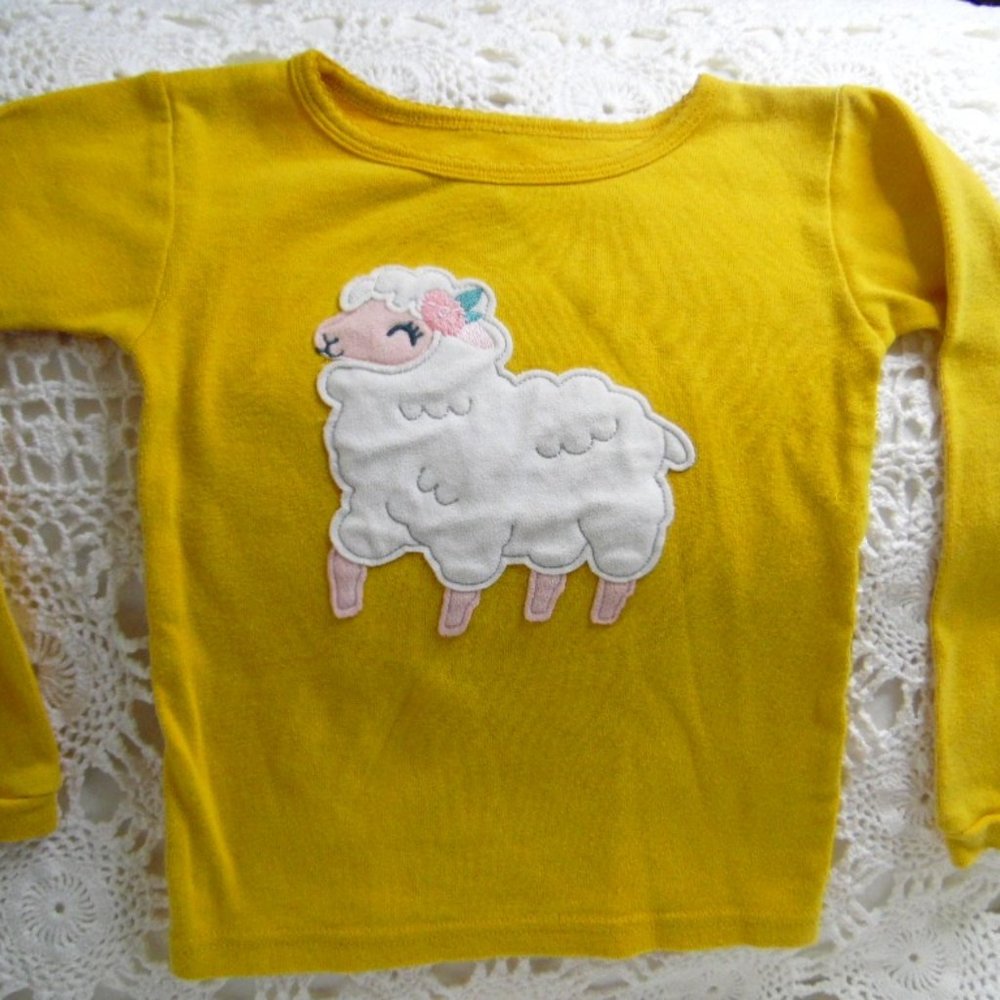 Child of Mine long sleeve pull over.(179bost) made by Carter.